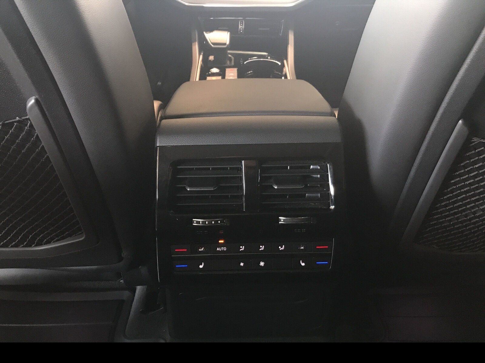 Volkswagen Touareg 3.0 V6 TSI eHybrid Elegance 4M AHK/Pano foto 19