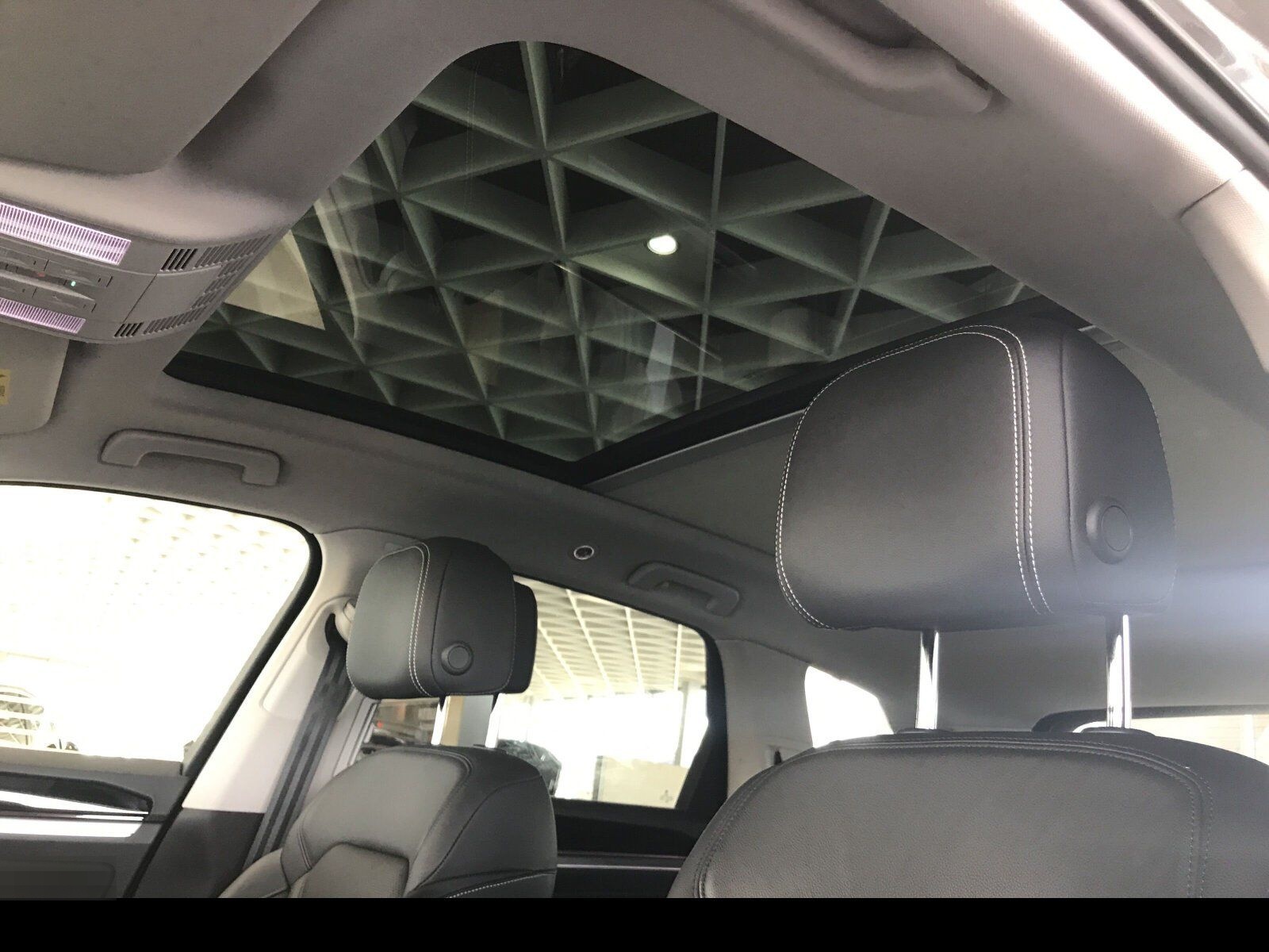Volkswagen Touareg 3.0 V6 TSI eHybrid Elegance 4M AHK/Pano foto 22