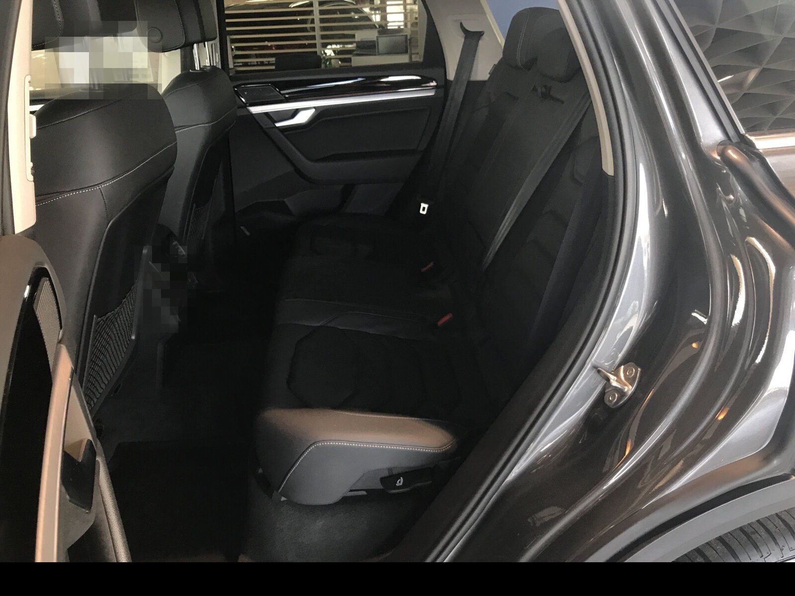 Volkswagen Touareg 3.0 V6 TSI eHybrid Elegance 4M AHK/Pano foto 7