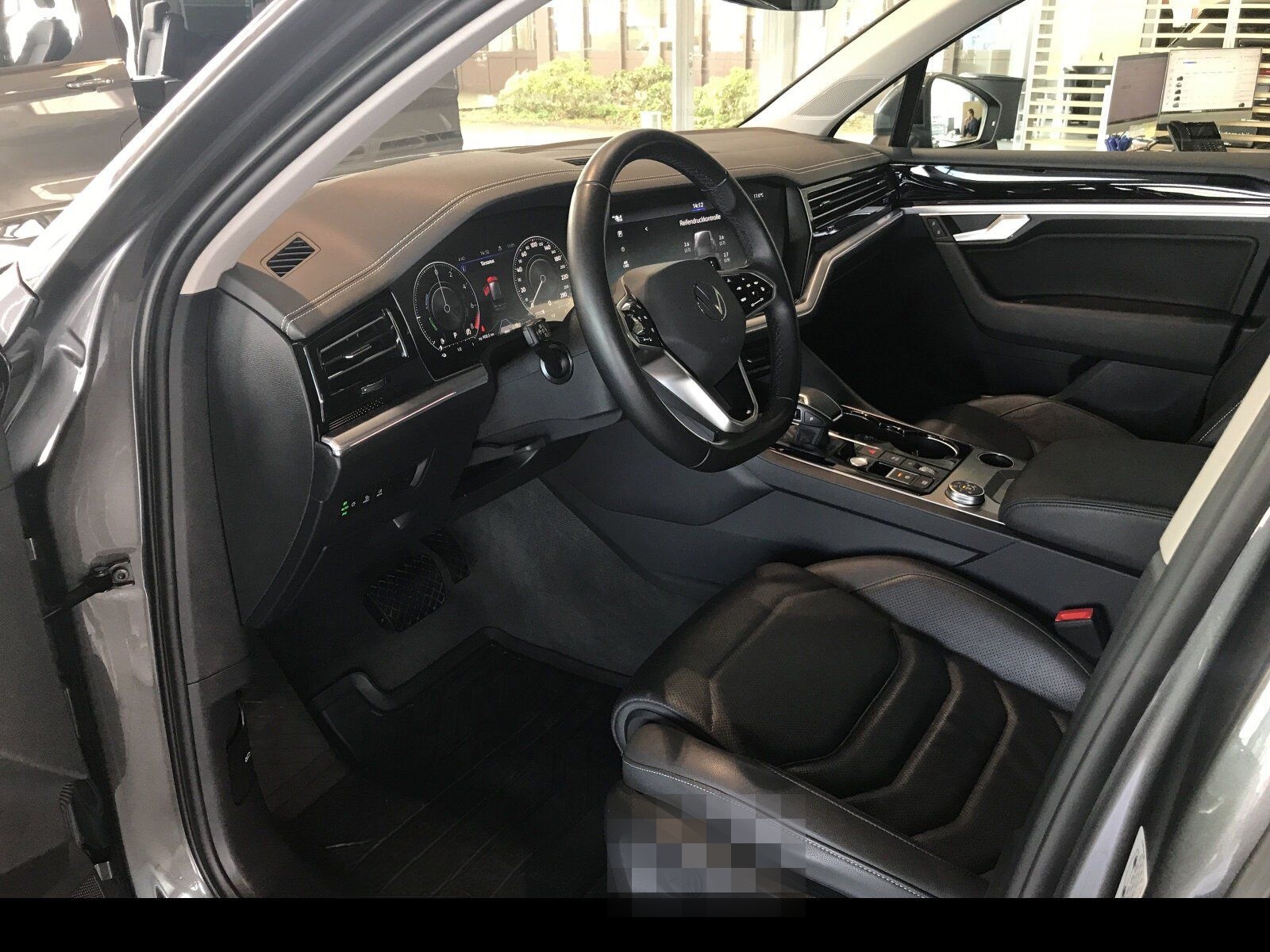 Volkswagen Touareg 3.0 V6 TSI eHybrid Elegance 4M AHK/Pano foto 9