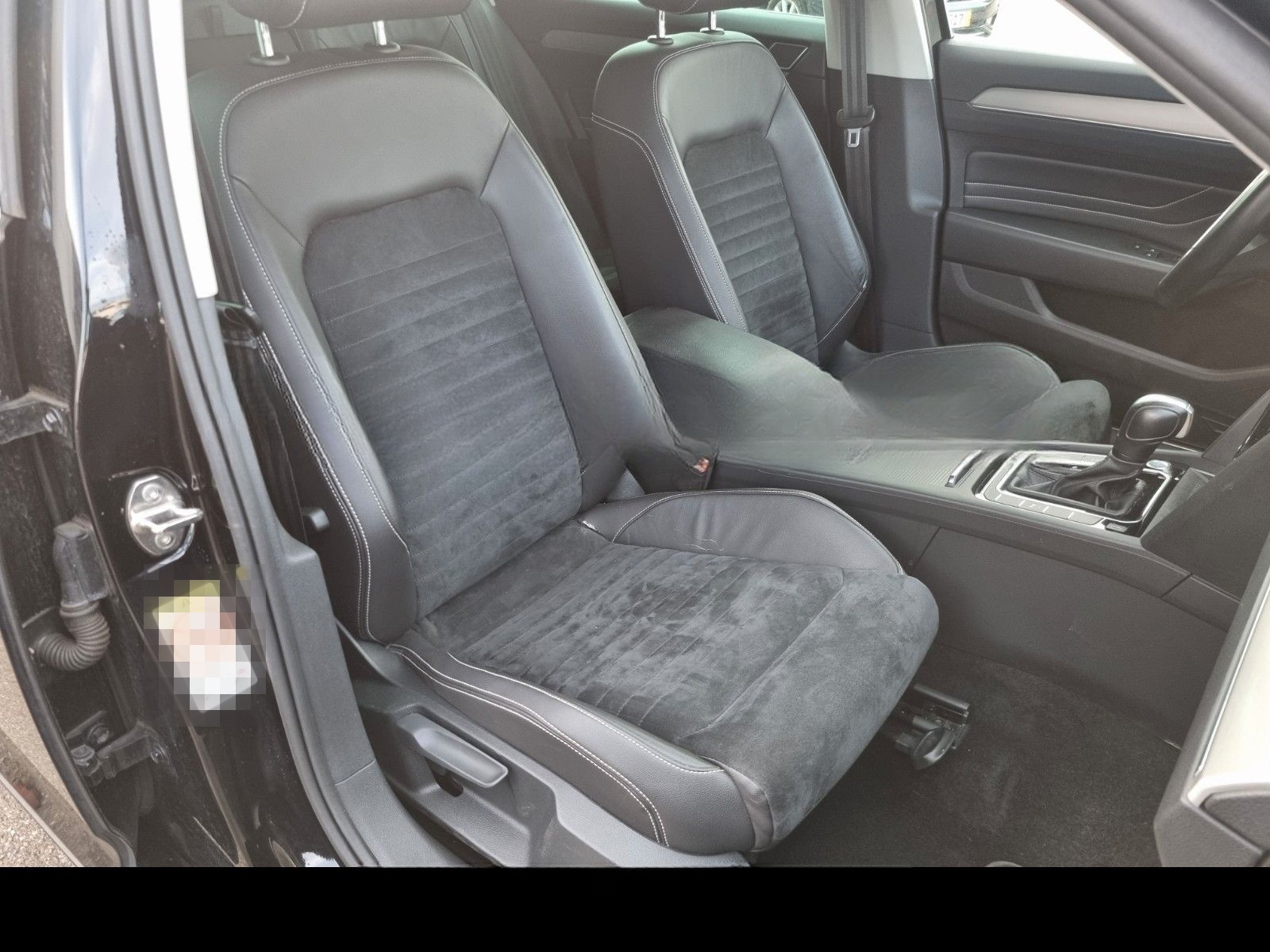 Volkswagen Passat Elegance 1.5TSI Digital R-Line Sportpaket foto 13