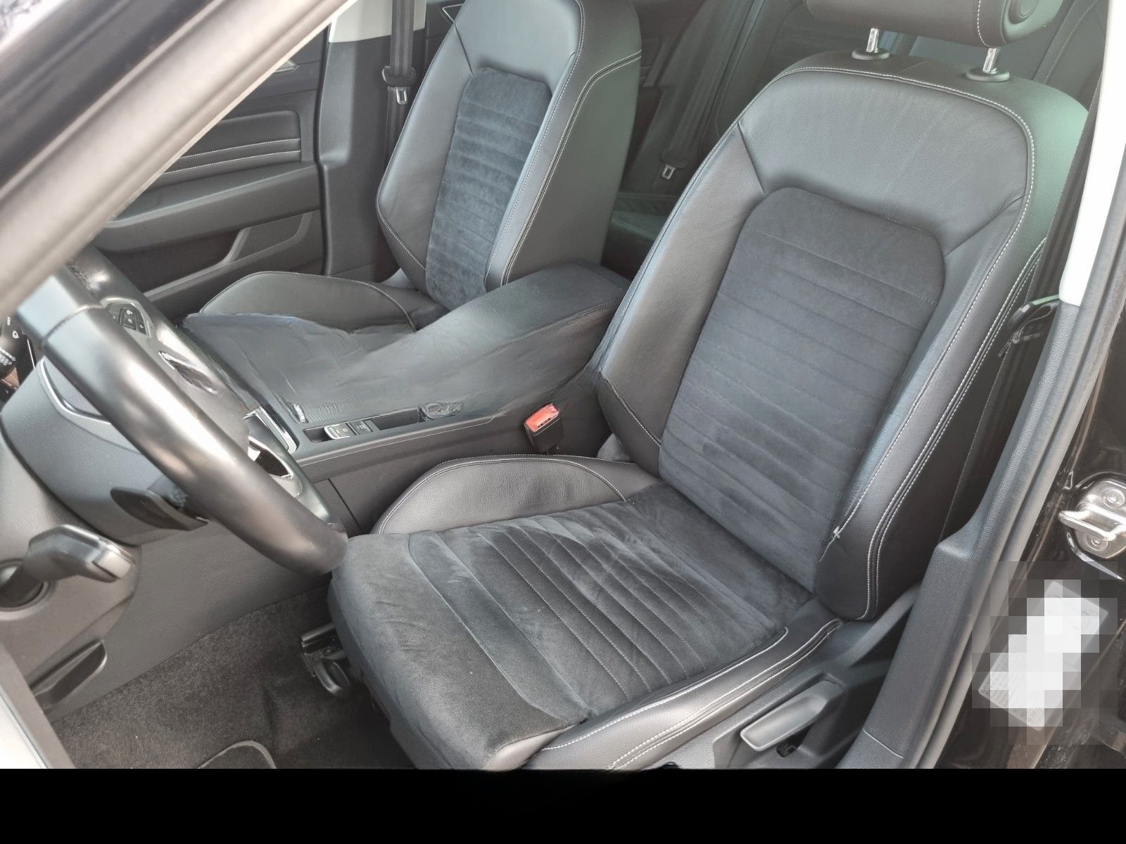 Volkswagen Passat Elegance 1.5TSI Digital R-Line Sportpaket foto 17