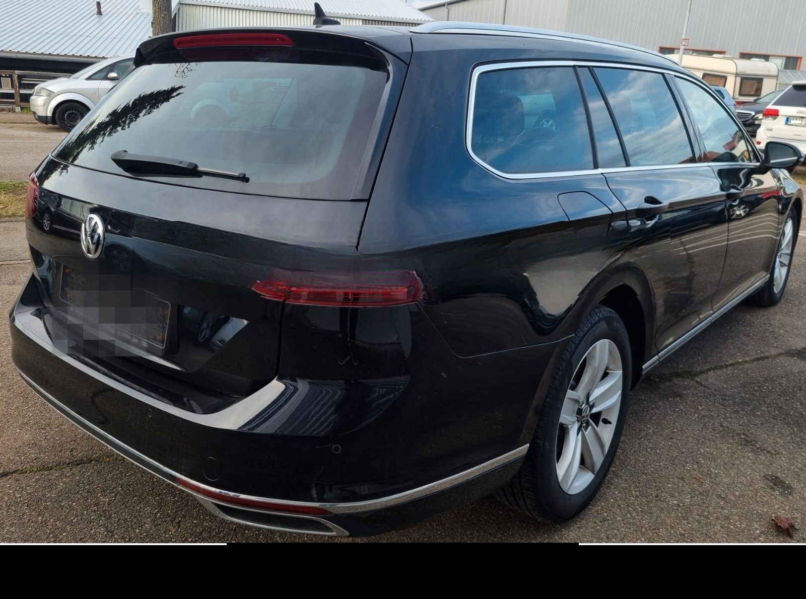 Volkswagen Passat Elegance 1.5TSI Digital R-Line Sportpaket foto 5