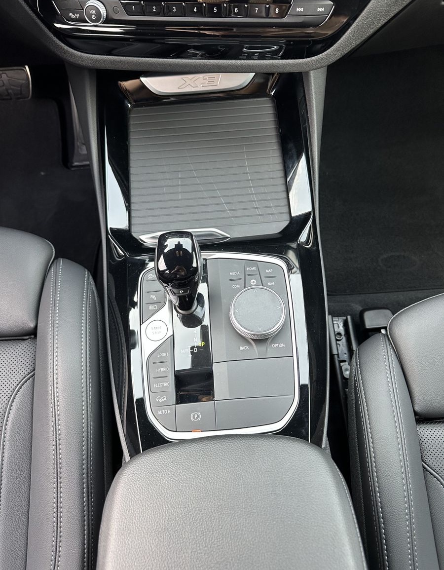 BMW X3 xDrive30e M-Sport NAV+LASER+PANO+HUD+KAMERA foto 14