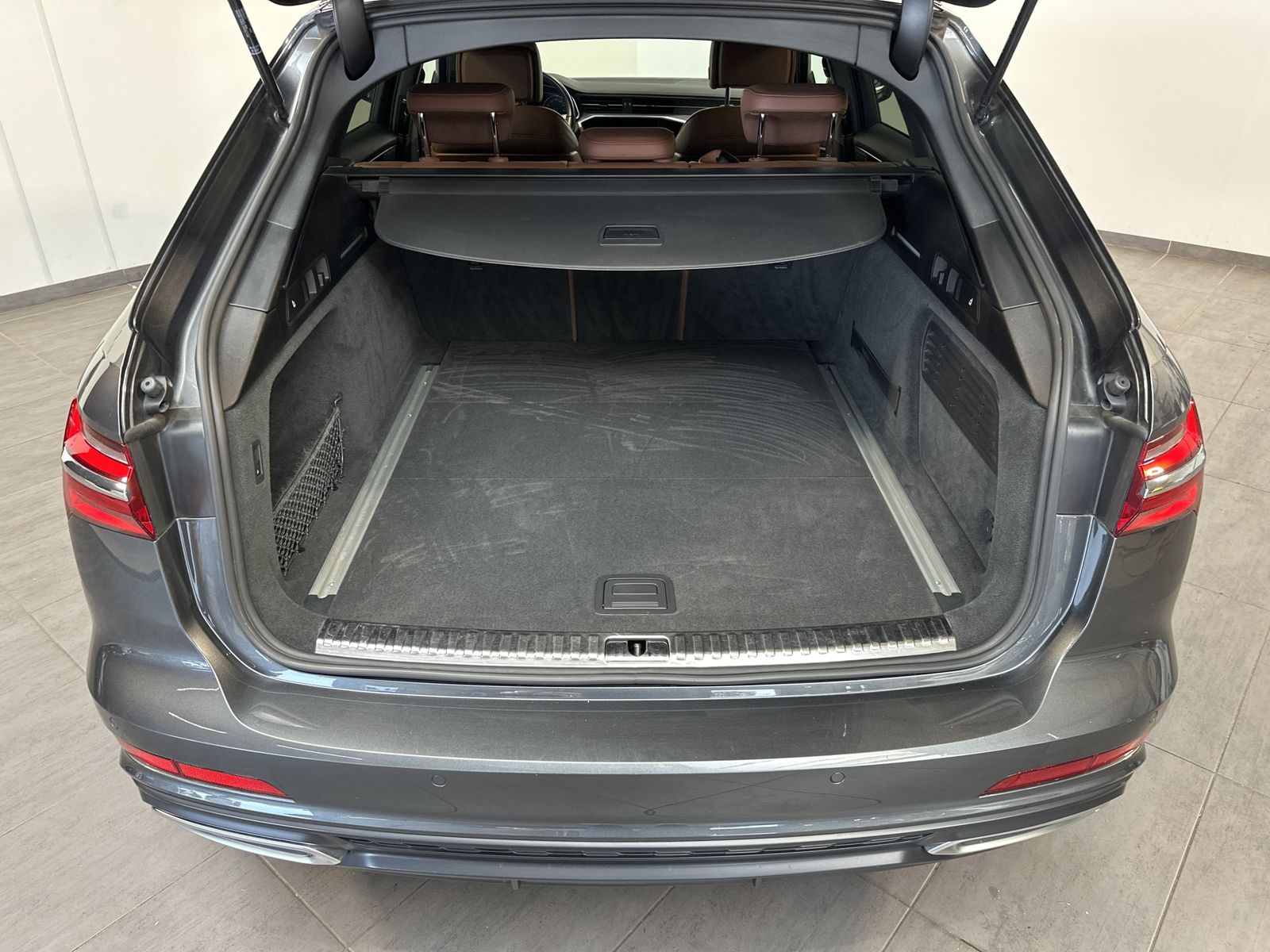 Audi A6 Avant 50 TDI Qu S-Line NAV+LED+AHK+21ZOLL+KAM foto 6