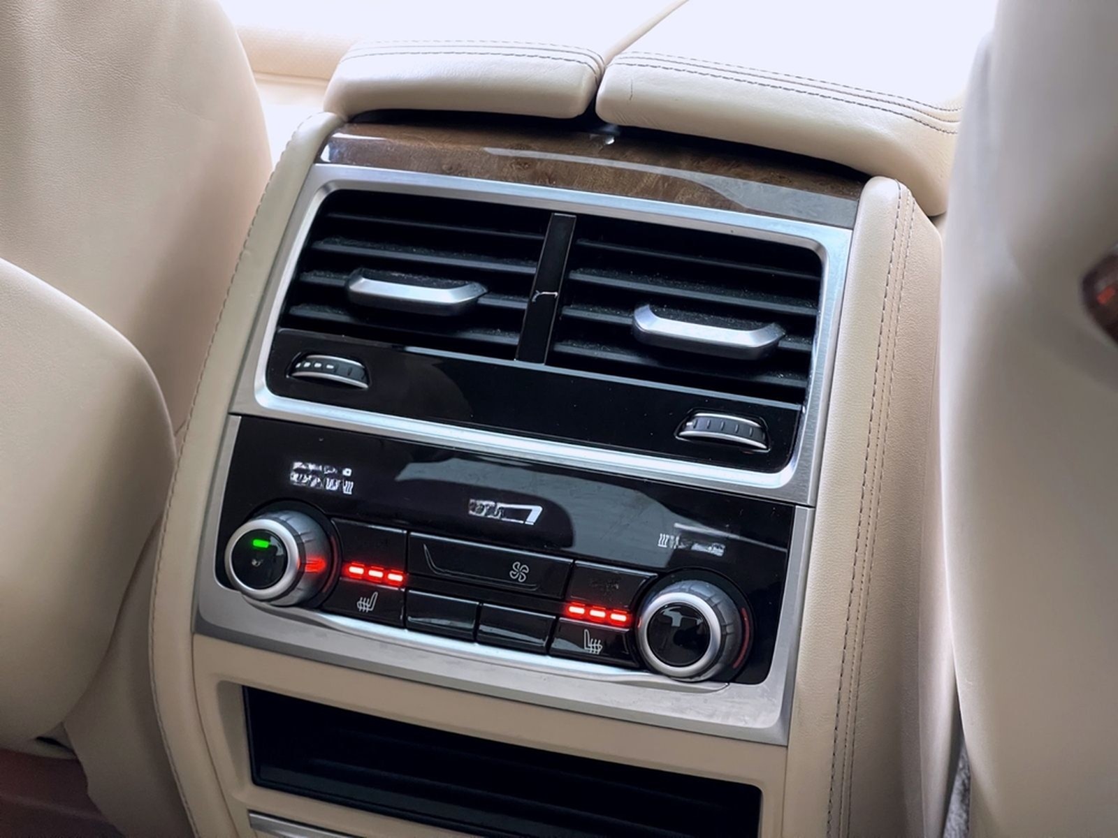 BMW 750i xDrive LUXURY HEADUP MASSAGE LASER GARANTIE foto 25
