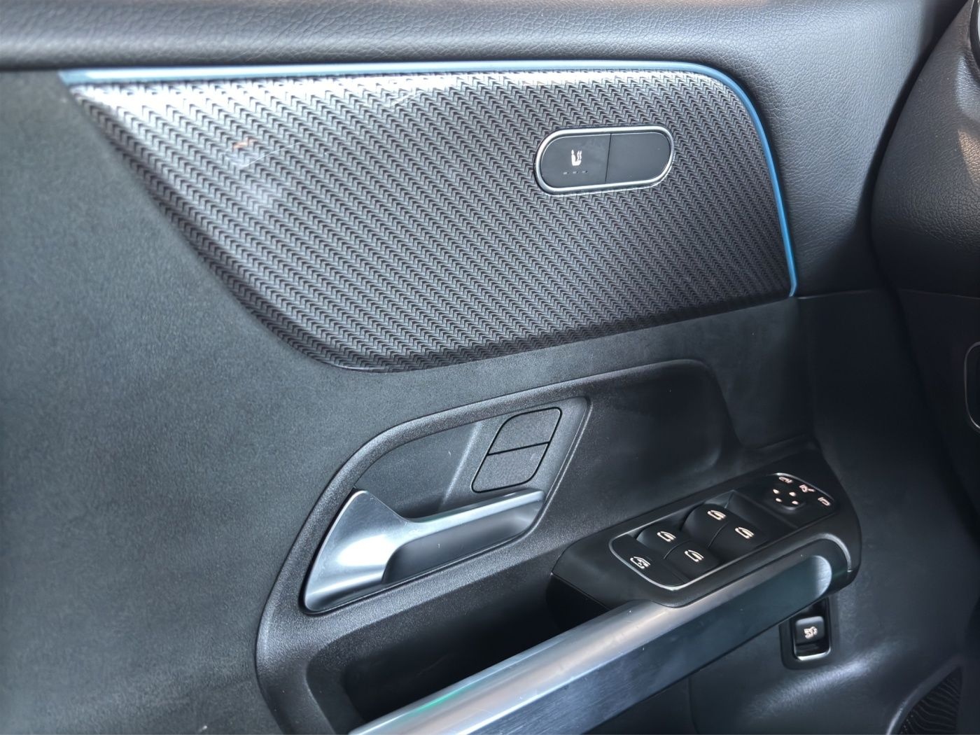 Mercedes-Benz GLB 200 AMG*Multibeam*Navi*Distronic*PTS*Kamera* foto 18