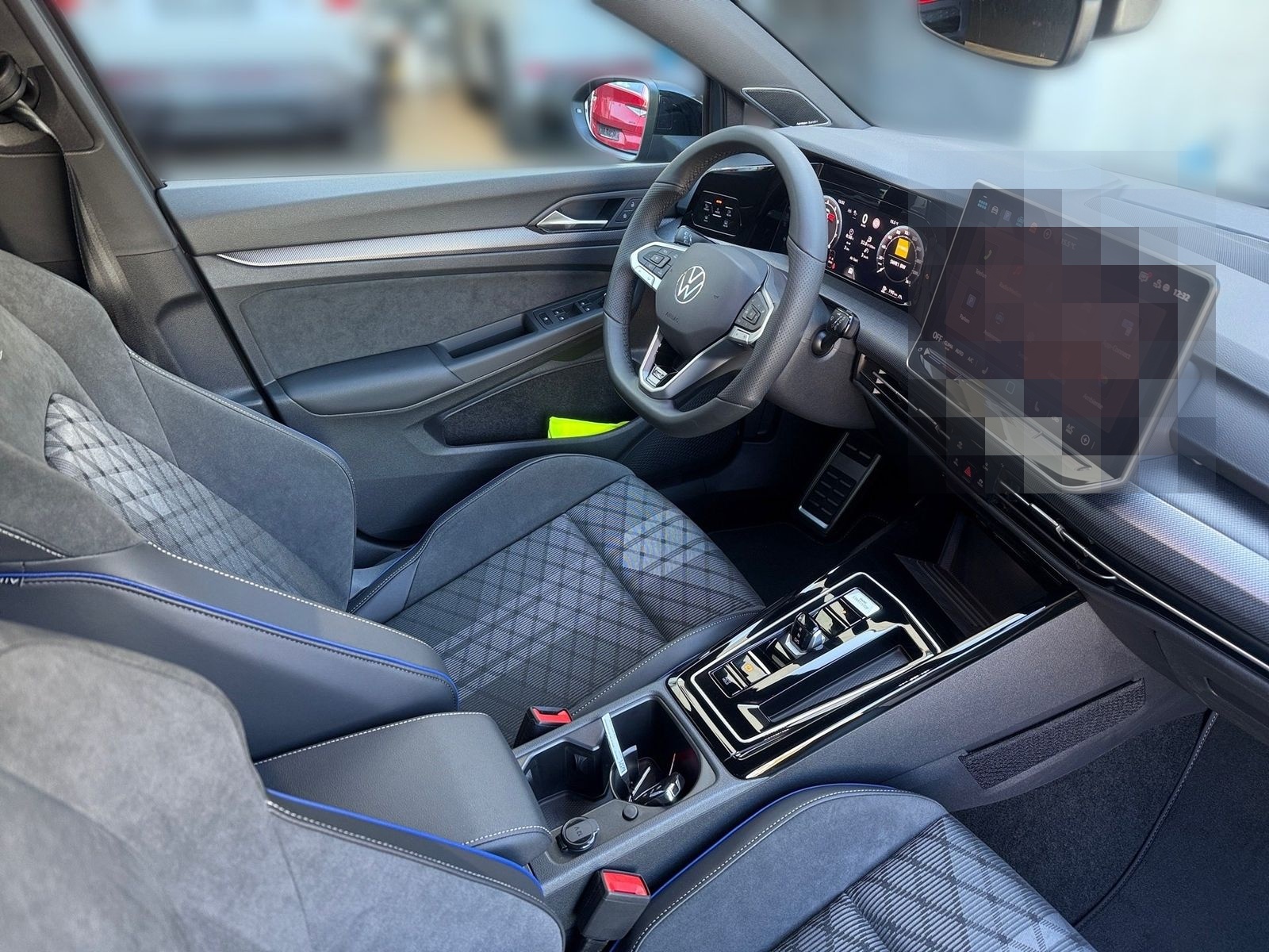 Volkswagen Golf 1.5 l eTSI DSG R-Line LED Kamera PDC LM foto 15
