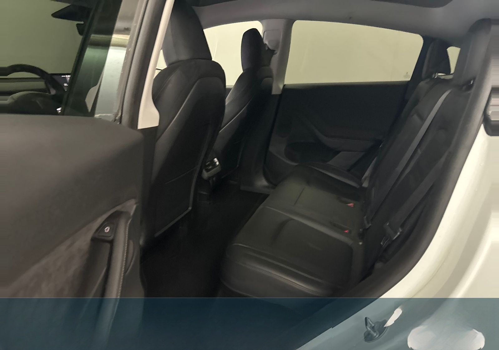 Tesla Model Y Long Range Dual Motor AWD foto 11