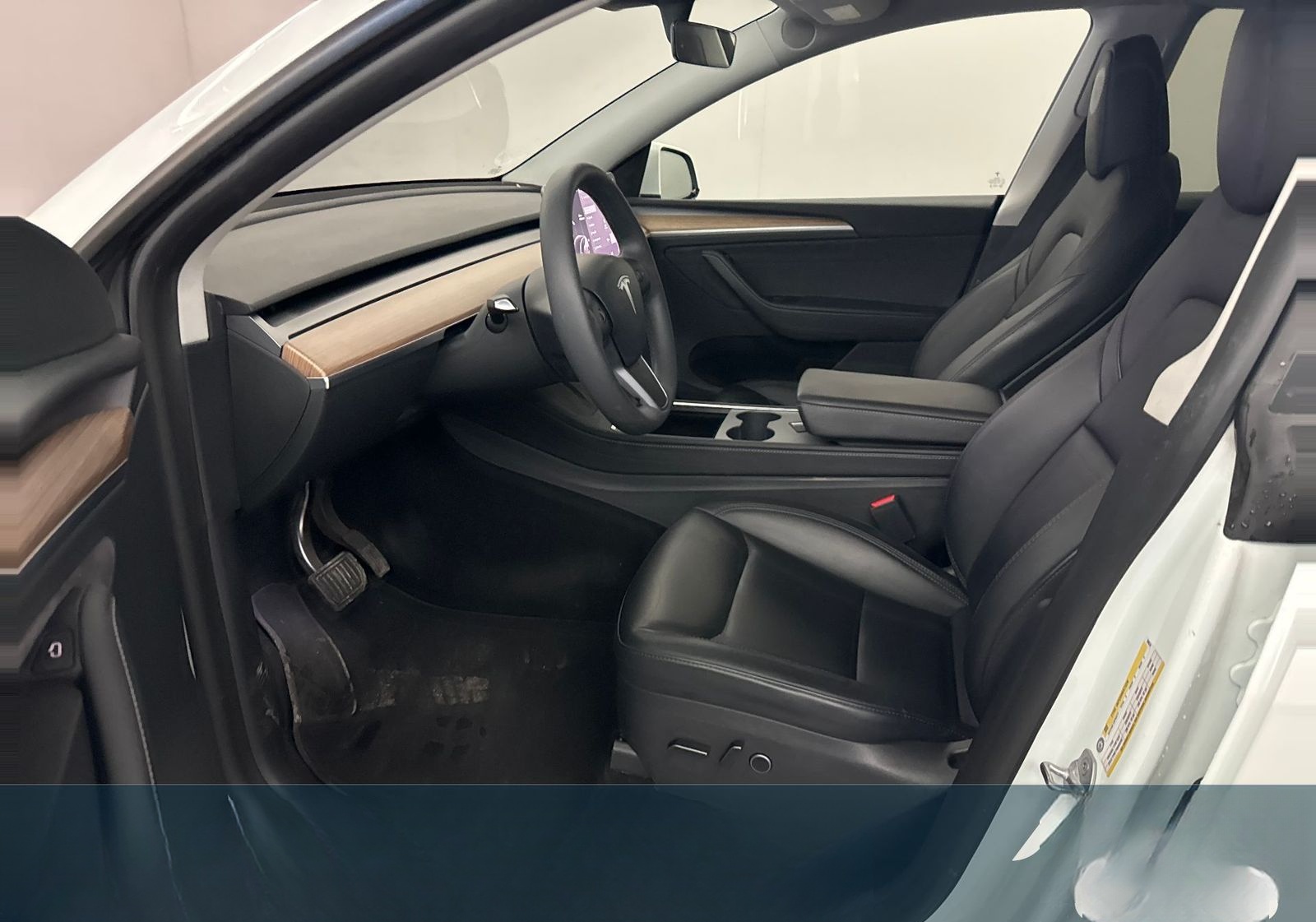 Tesla Model Y Long Range Dual Motor AWD foto 10