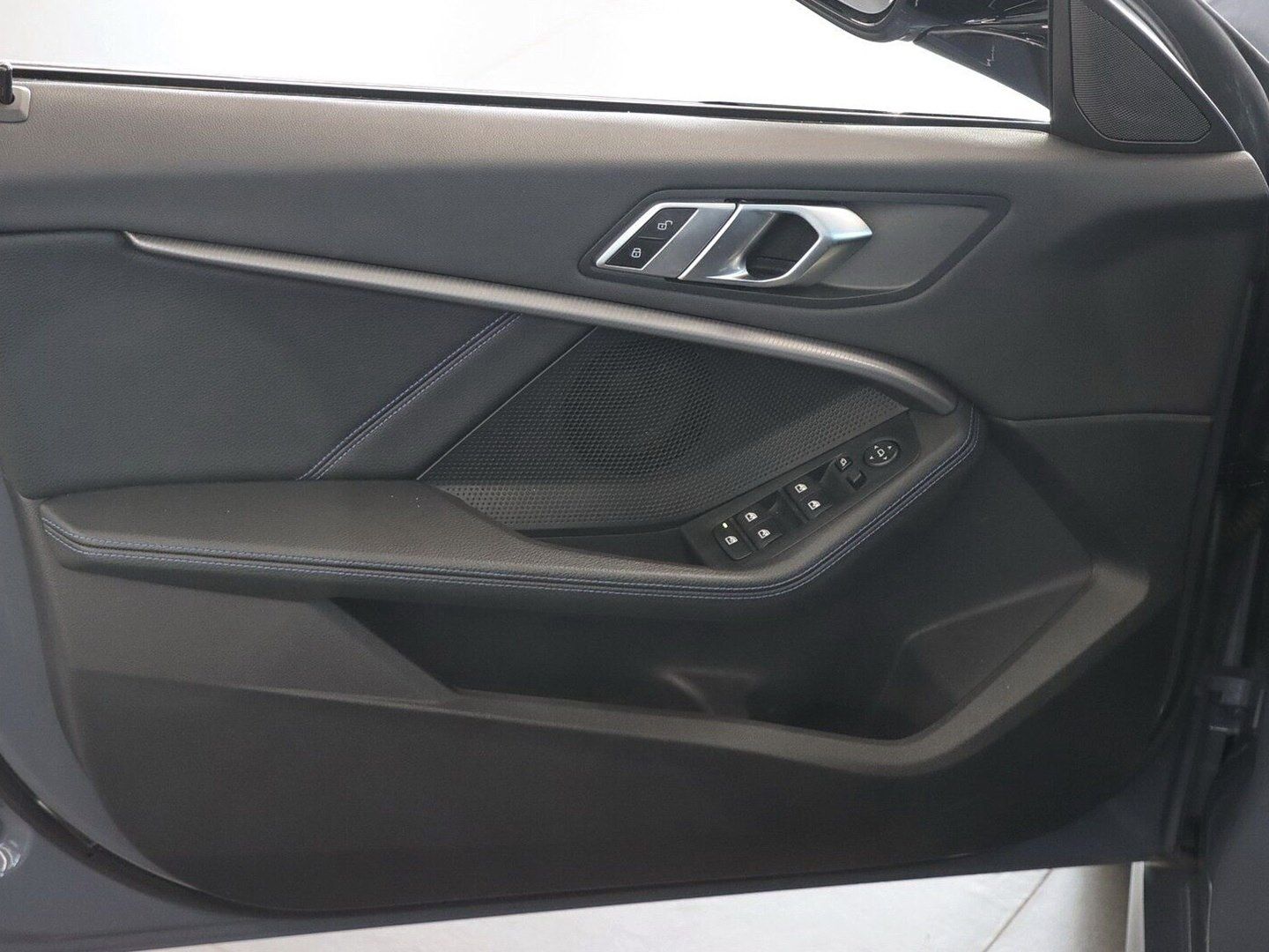 BMW 218i M Sport, Kamera, Head-Up foto 16