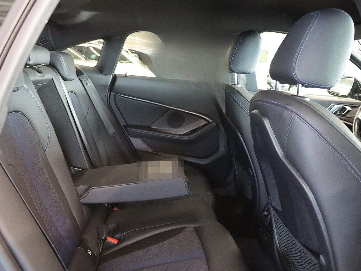 BMW 218i M Sport, Kamera, Head-Up foto 8