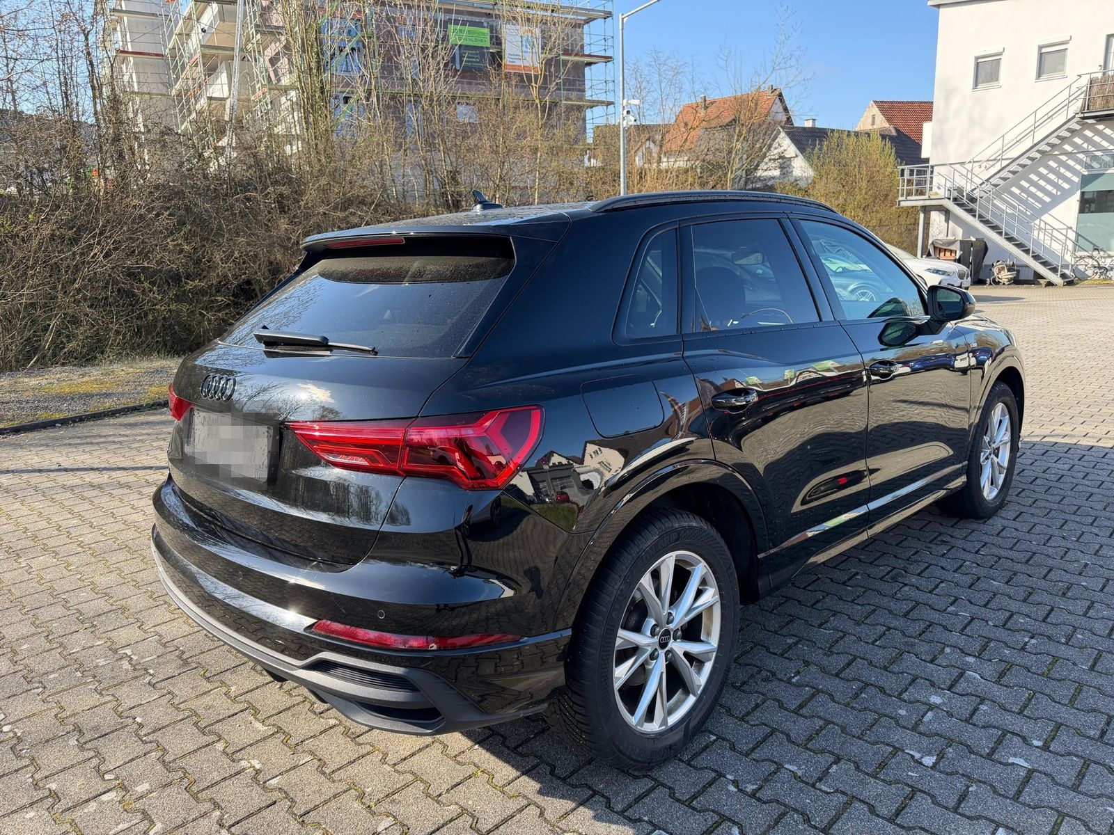 Audi Q3 35 TFSI S line Pano Kamera Black Style  foto 4