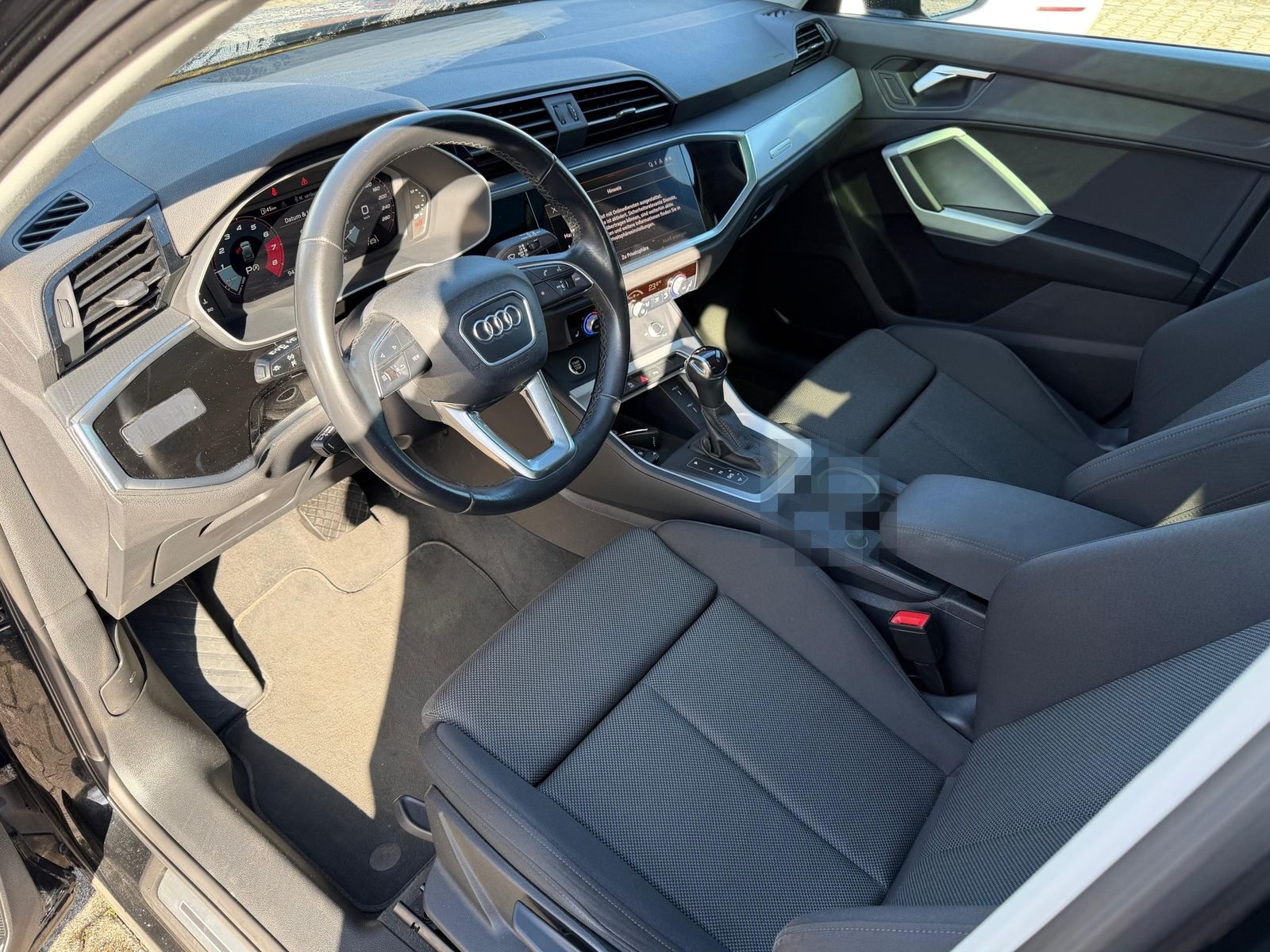 Audi Q3 35 TFSI S line Pano Kamera Black Style  foto 9