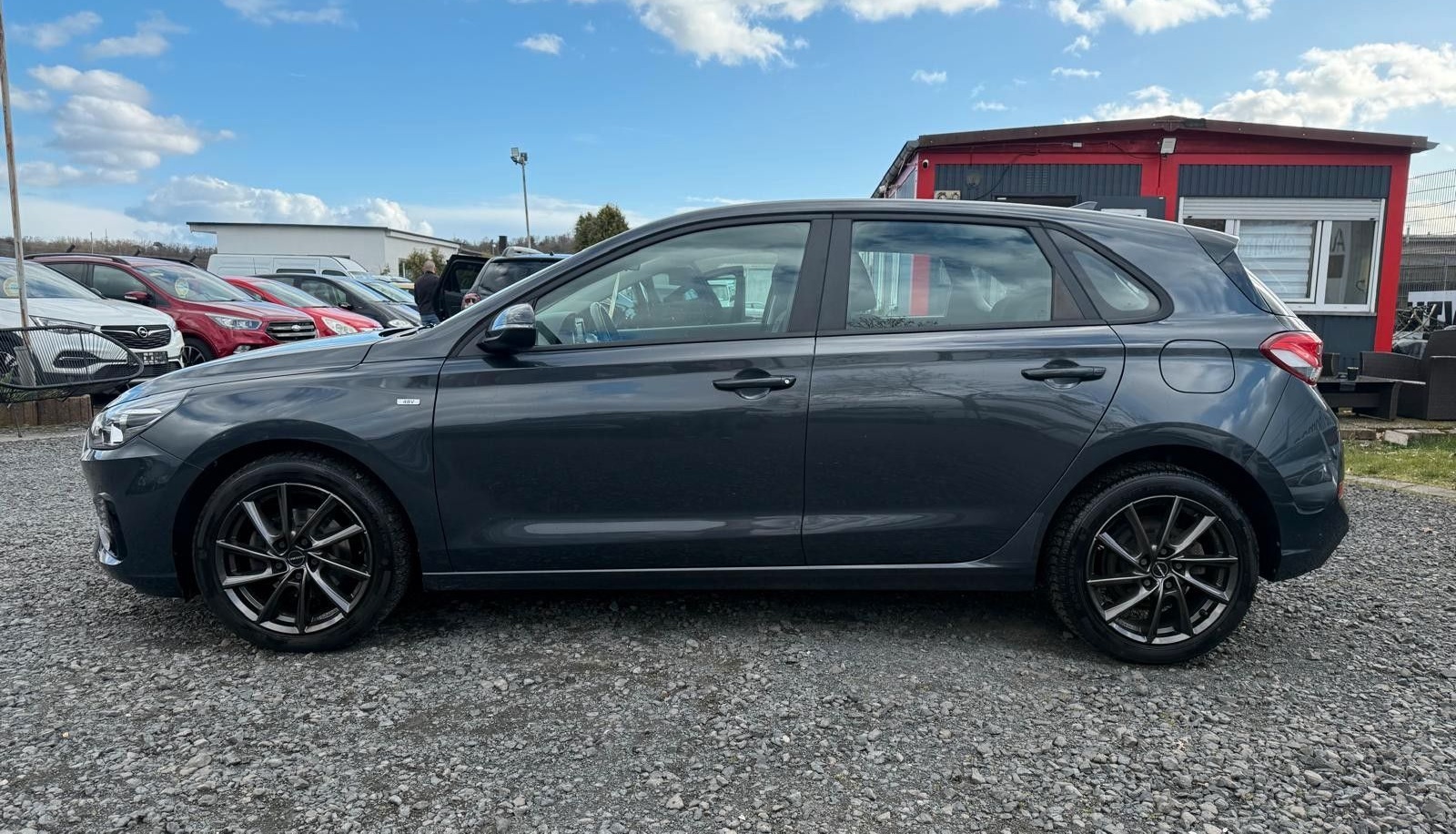 Hyundai i30 1.5 T-GDI Hybrid /KAMERA/TÜV NEU foto 2