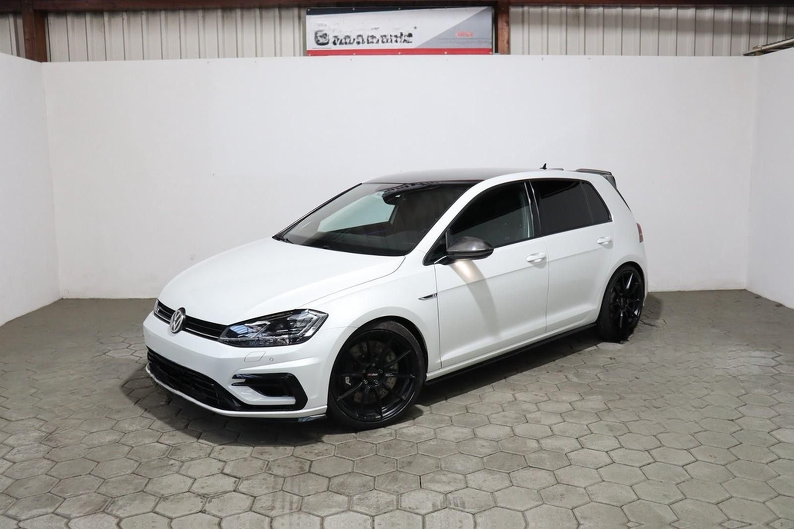 Volkswagen Golf VII R 2.0 TSI ABT 4Motion LED*NAVI*LEDER foto 2