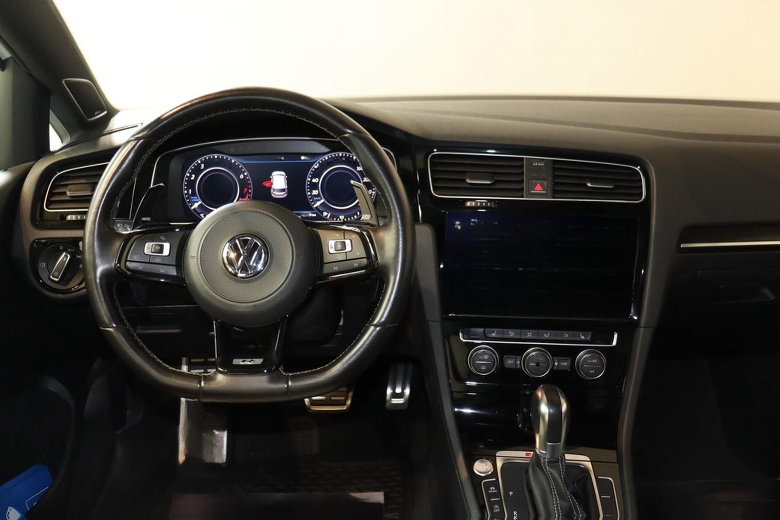 Volkswagen Golf VII R 2.0 TSI ABT 4Motion LED*NAVI*LEDER foto 13