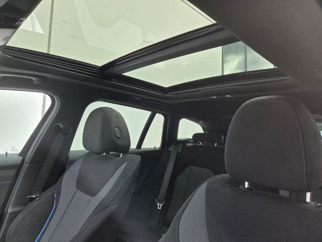 BMW 320 d xDrive M-Sport SR19'' Pano AHK Hifi SportA foto 10