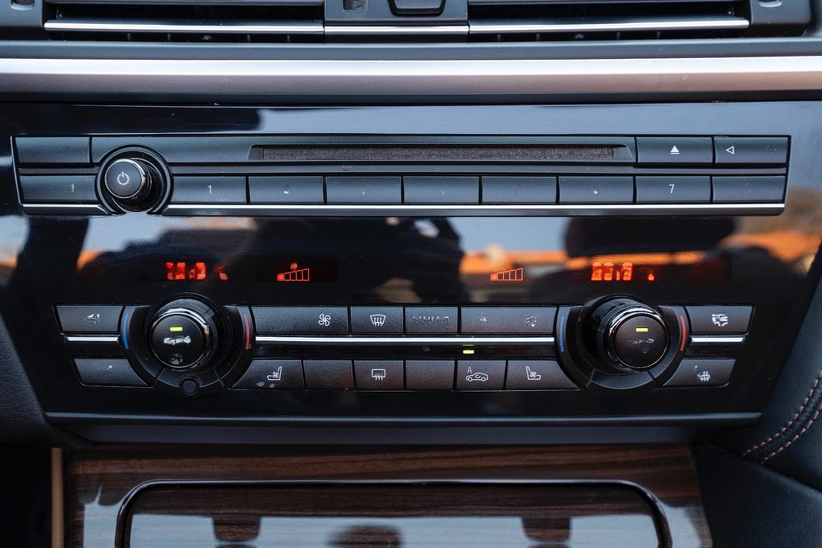 BMW 650i xDrive Cabrio H&K LED CARPLAY NAV KAM ACC foto 15