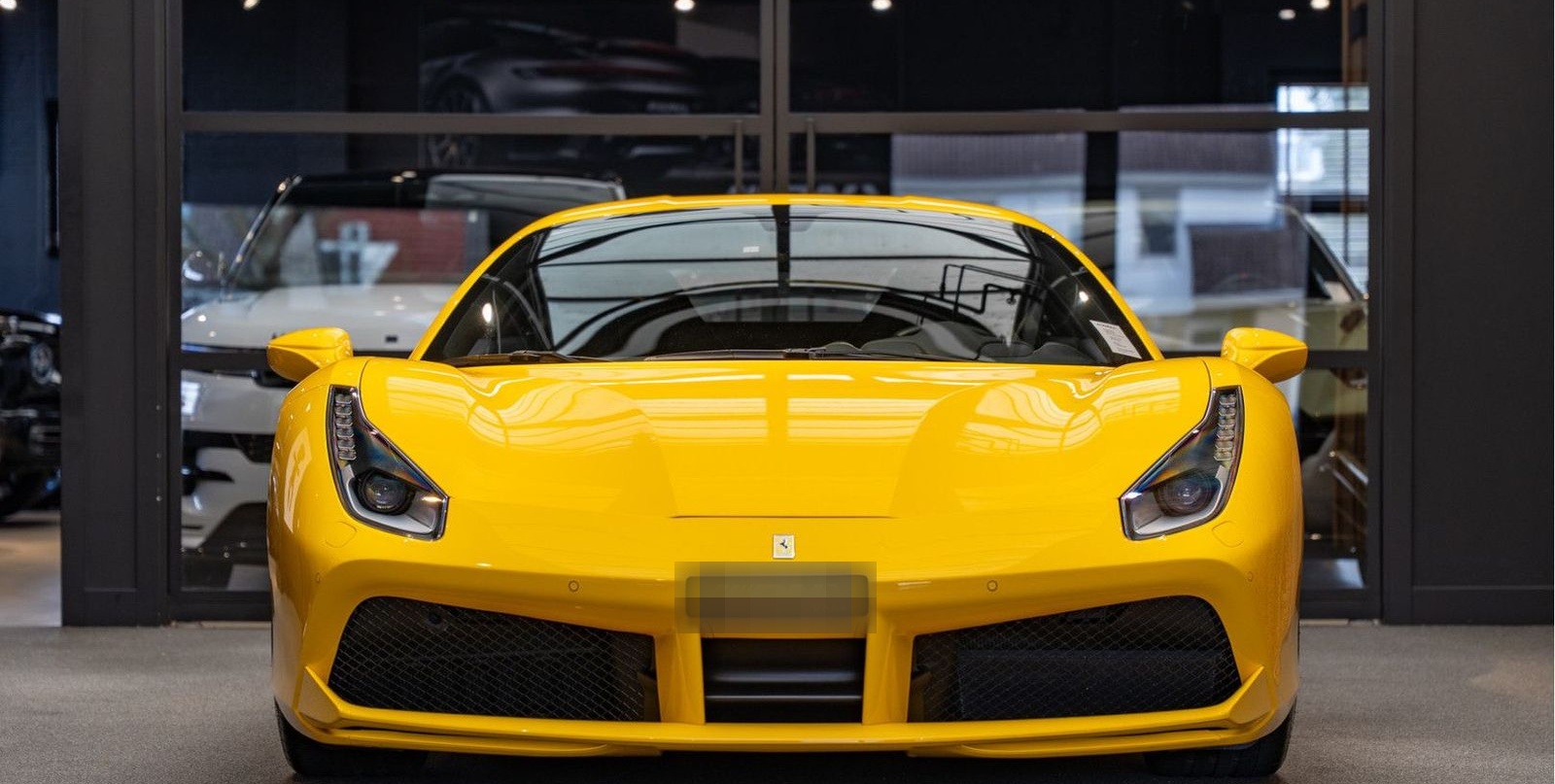 Ferrari 488 GTB 3.9 HELE Coupé Neu Zustand . foto 2