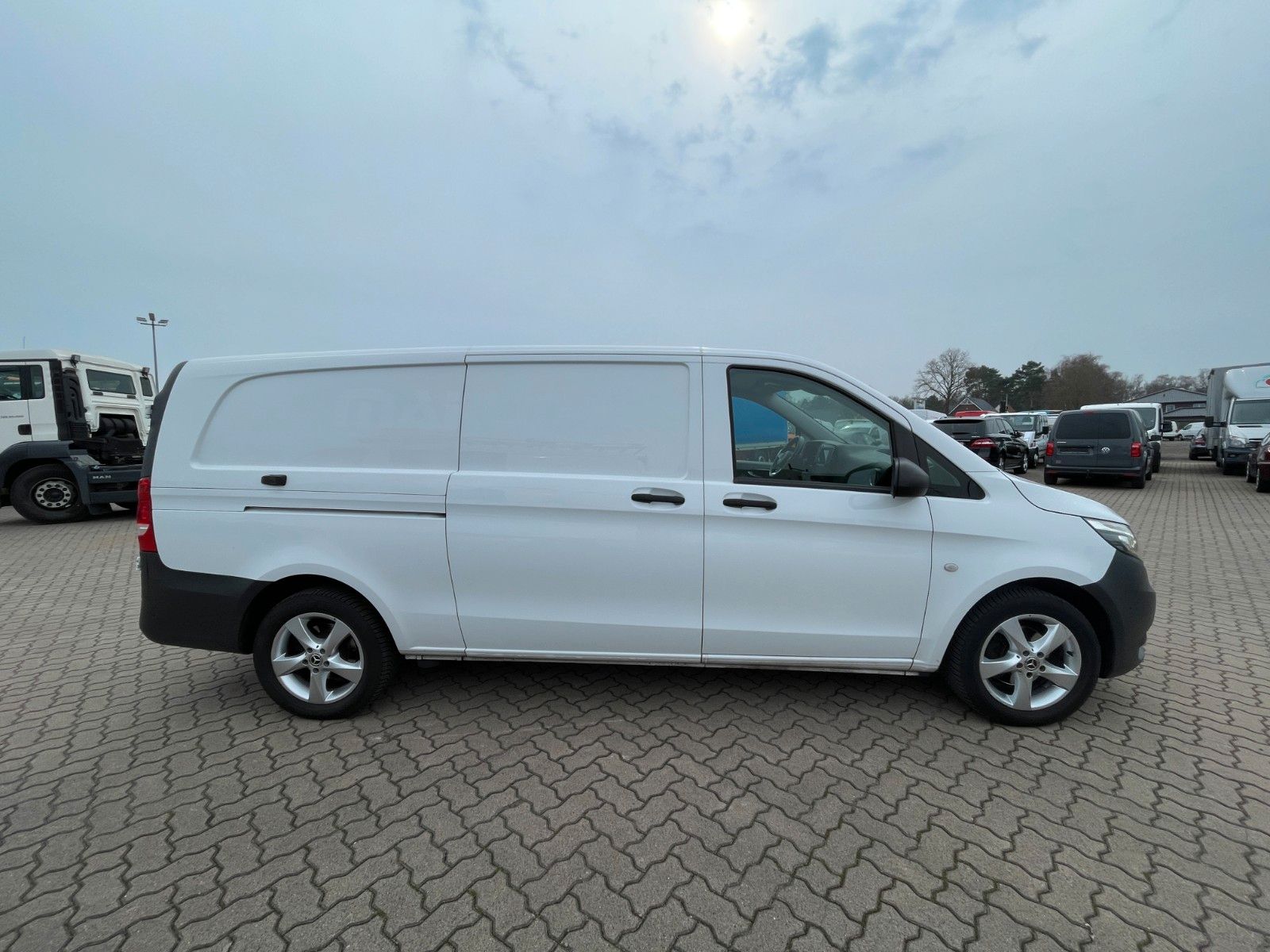 Mercedes-Benz Vito 114 CDI EL/ Autom./ AC/ LED/ AHK/ Hecktüren foto 6