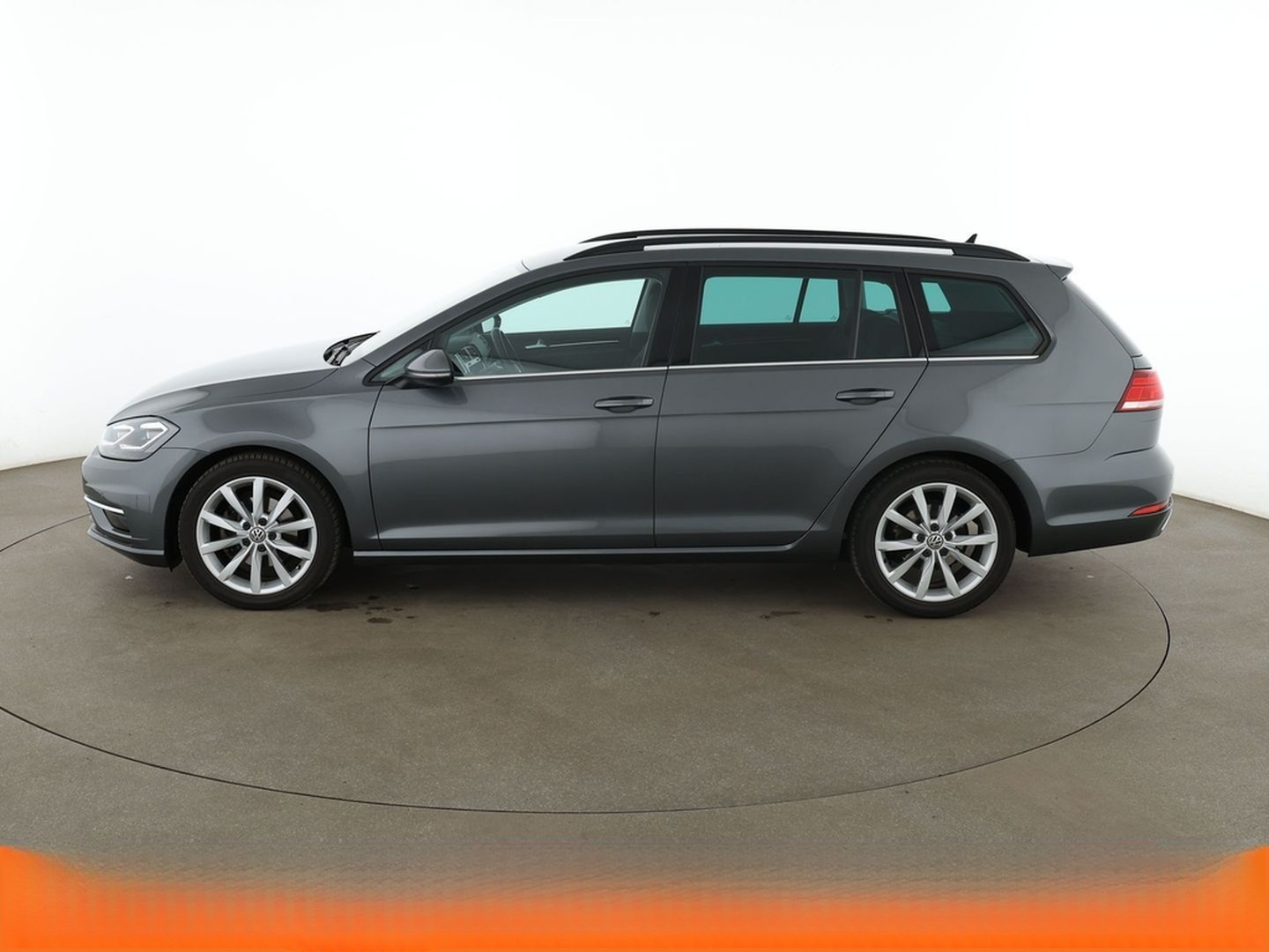 Volkswagen Golf VII 1.5 TSI ACT Highline BM Aut.*NAVI*LED* foto 3
