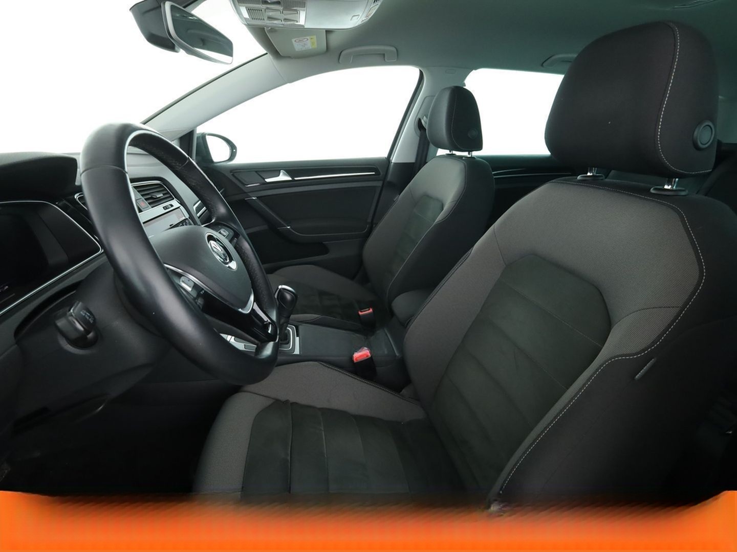 Volkswagen Golf VII 1.5 TSI ACT Highline BM Aut.*NAVI*LED* foto 10