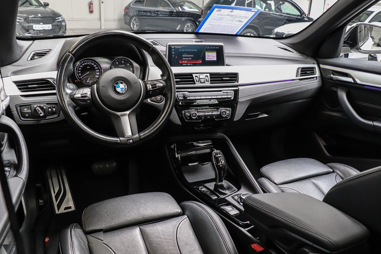 BMW X1 sDrive 20d///M SPORT/KAMERA/PANORAMA/LED/DAB/ foto 7