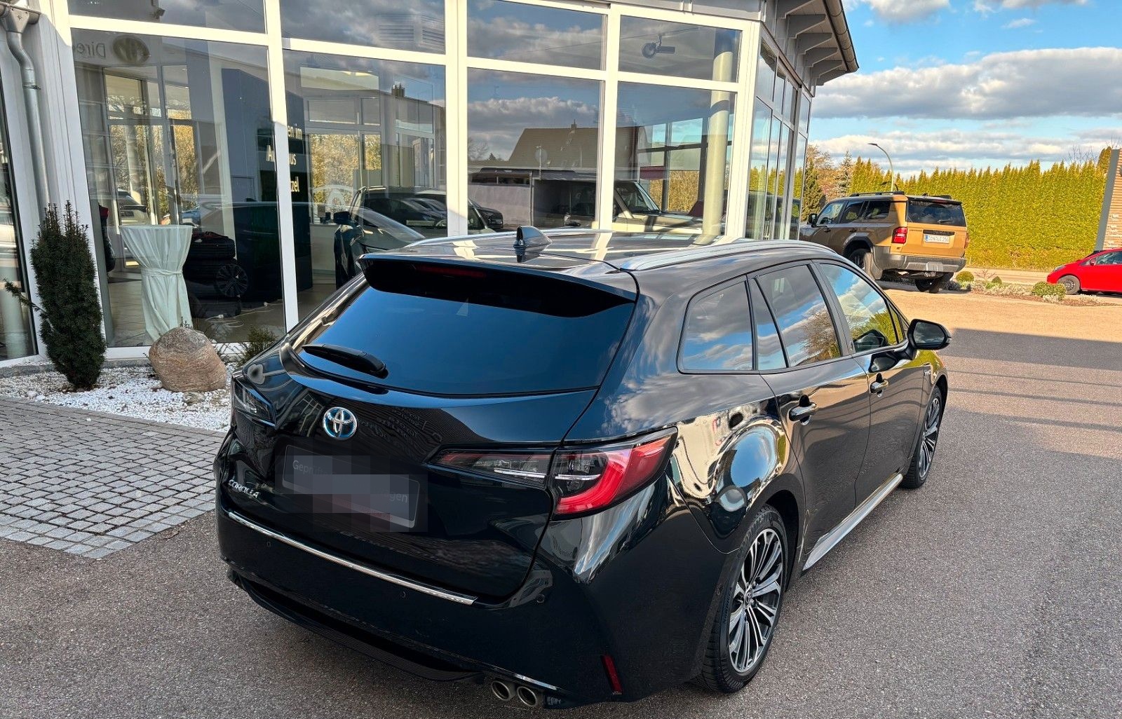 Toyota Corolla 2,0 Hybrid Team Deutsch Touring Sports foto 4