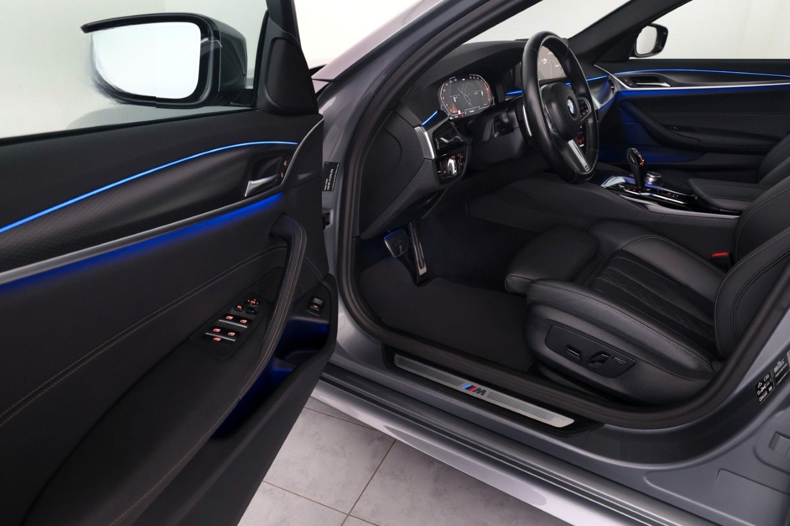 BMW 540d xDrive Touring M Sport ACC HUD AHK 19" foto 14