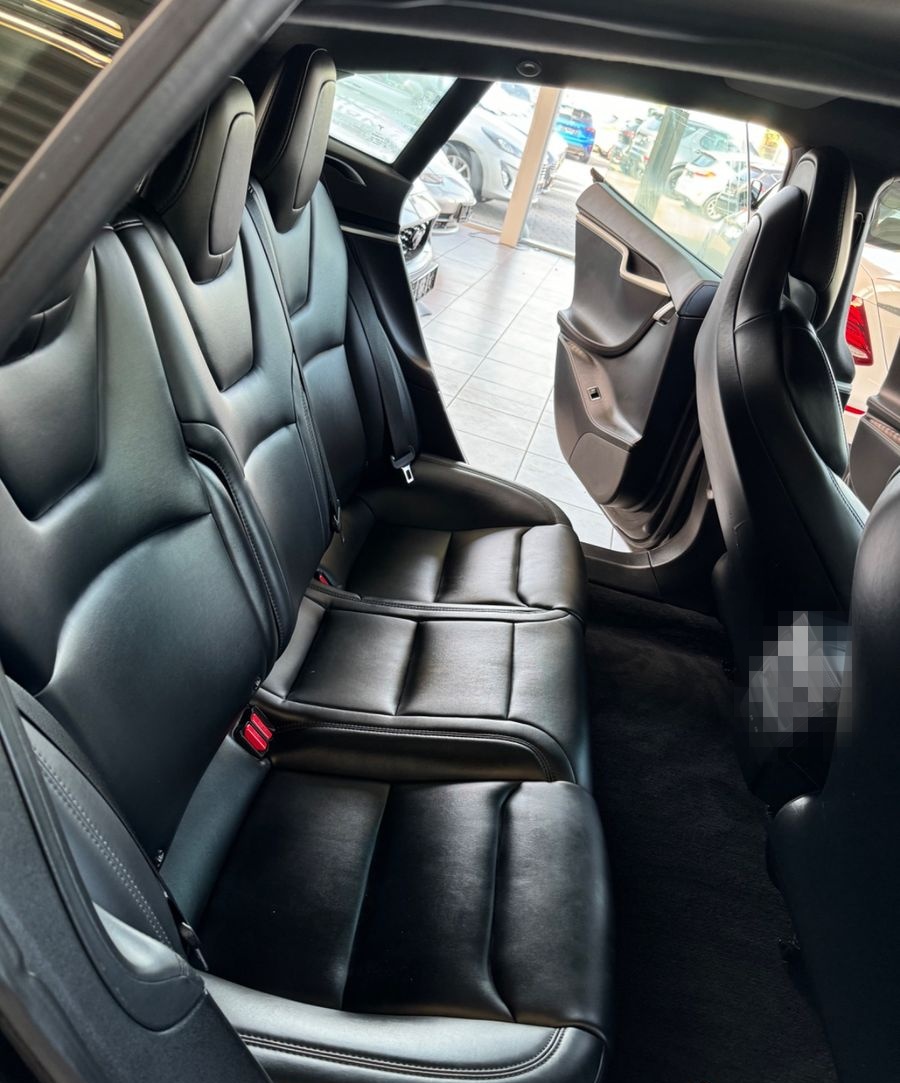 Tesla Model S /Panodach/20Zoll/Vollleder-Sportsitze foto 5