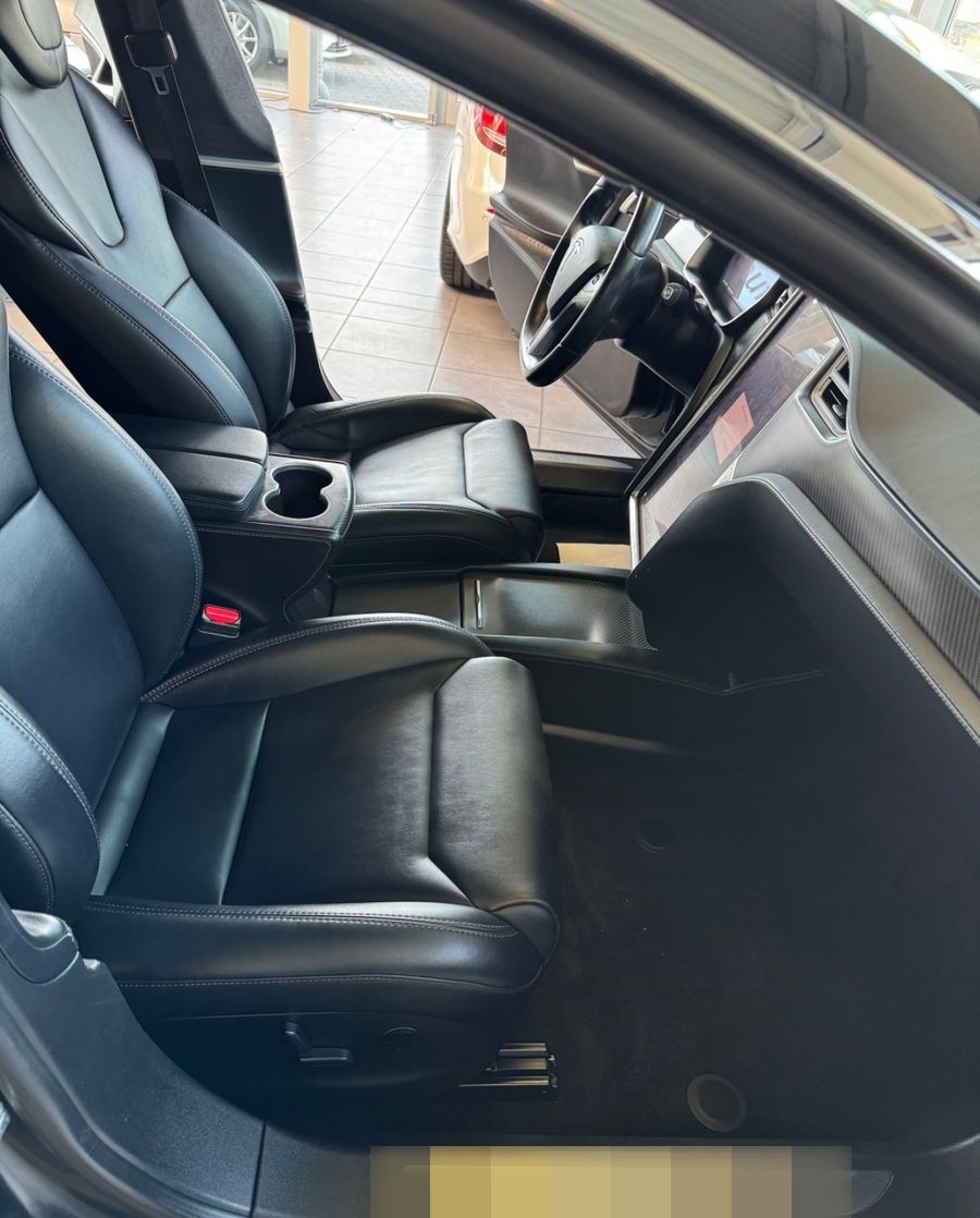 Tesla Model S /Panodach/20Zoll/Vollleder-Sportsitze foto 6