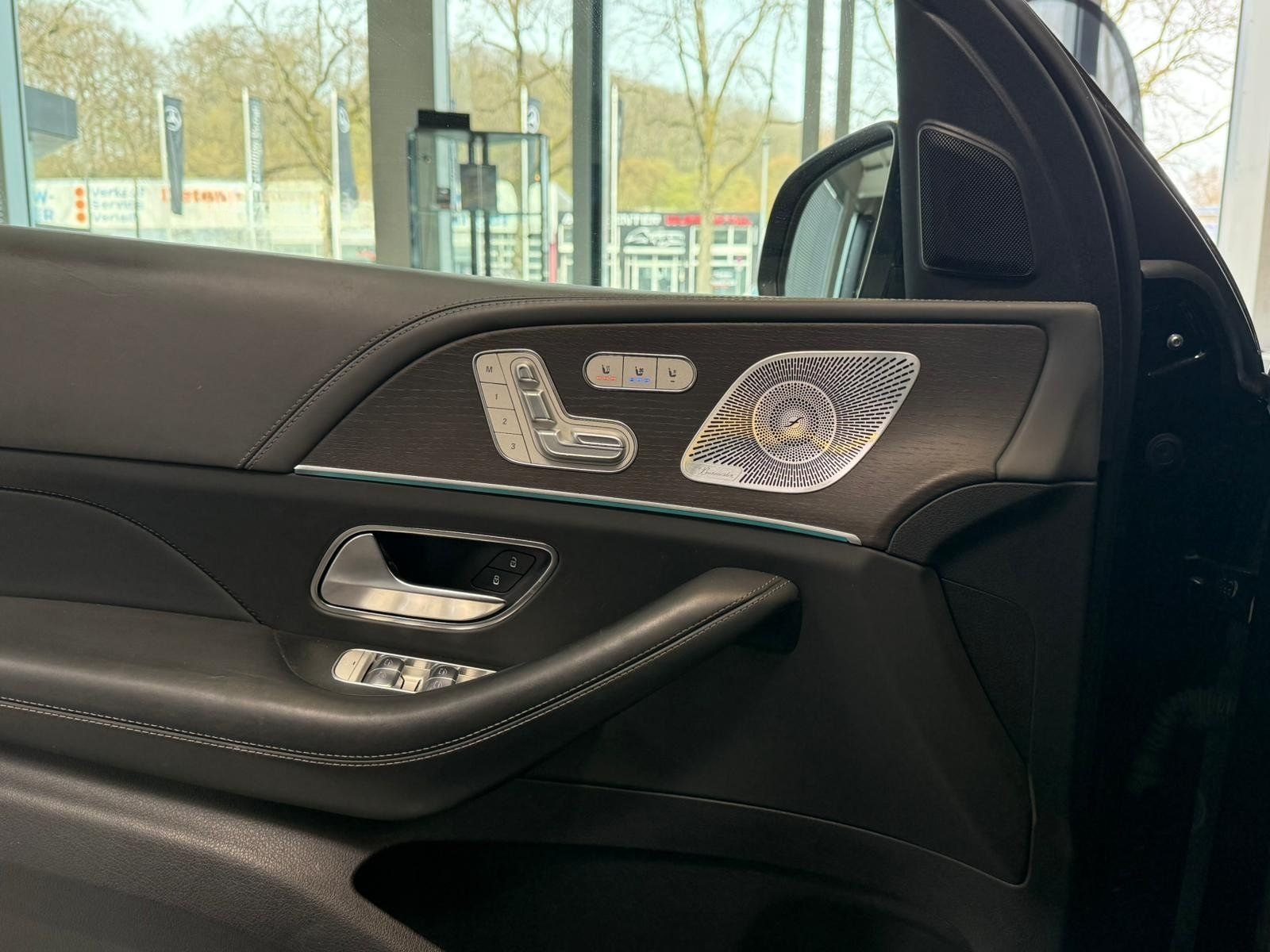 Mercedes-Benz GLE 400 d 4M AMG AIRMATIC+AHK+FAP+PANO+MBEAM+7SI foto 12