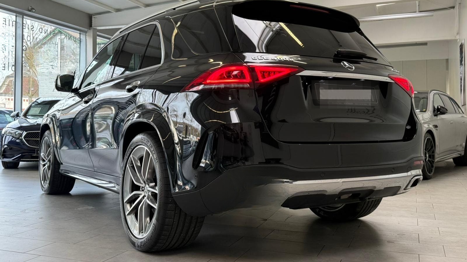 Mercedes-Benz GLE 400 d 4M AMG AIRMATIC+AHK+FAP+PANO+MBEAM+7SI foto 4