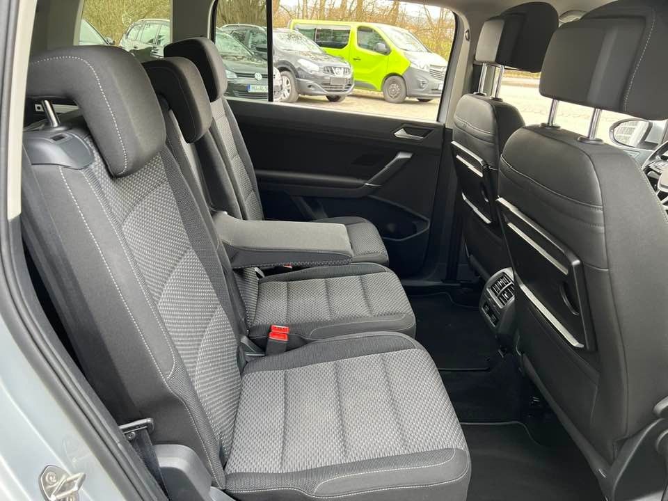 Volkswagen Touran 2.0 TDI DSG Comfortline - 7-Sitzer foto 15