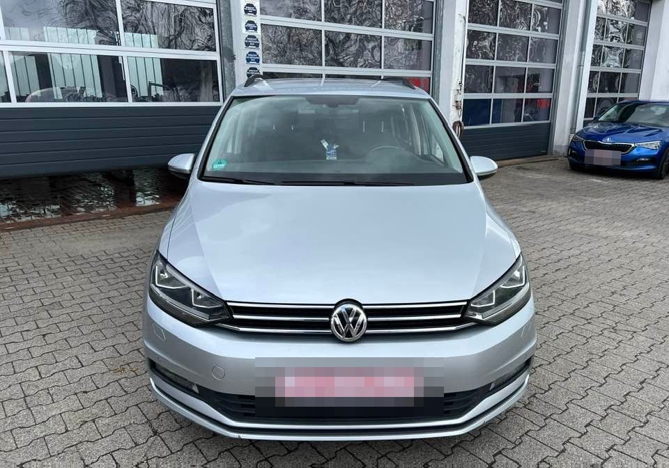Volkswagen Touran 2.0 TDI DSG Comfortline - 7-Sitzer foto 3