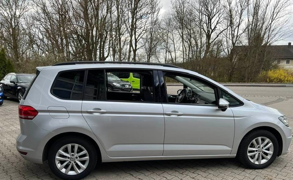 Volkswagen Touran 2.0 TDI DSG Comfortline - 7-Sitzer foto 6