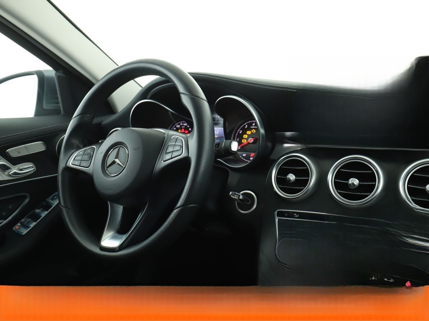 Mercedes-Benz C 200 4Matic AMG Line Aut.*NAVI*LED*TEMPO*CAM* foto 13