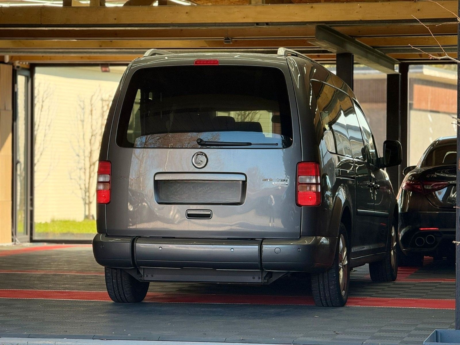 Volkswagen Caddy DSG Maxi Behindertengerecht-Elek.Sitz foto 40