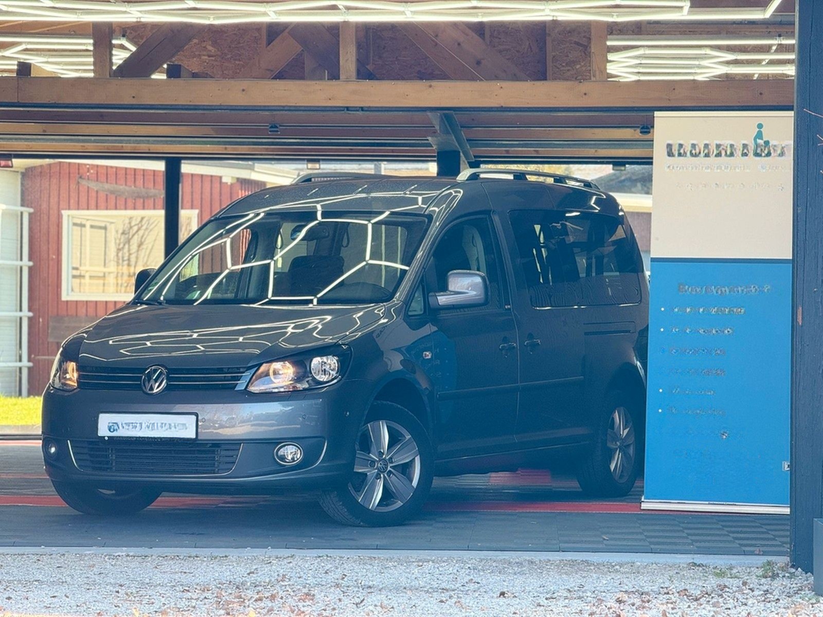 Volkswagen Caddy DSG Maxi Behindertengerecht-Elek.Sitz foto 8