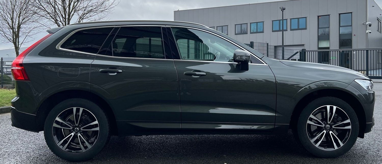 Volvo XC60 Momentum 2WD *AHK*LED*360°KAMERA*HARMAN*VIR foto 2