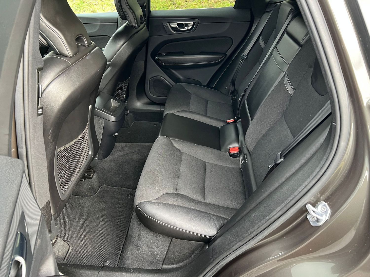 Volvo XC60 Momentum 2WD *AHK*LED*360°KAMERA*HARMAN*VIR foto 17