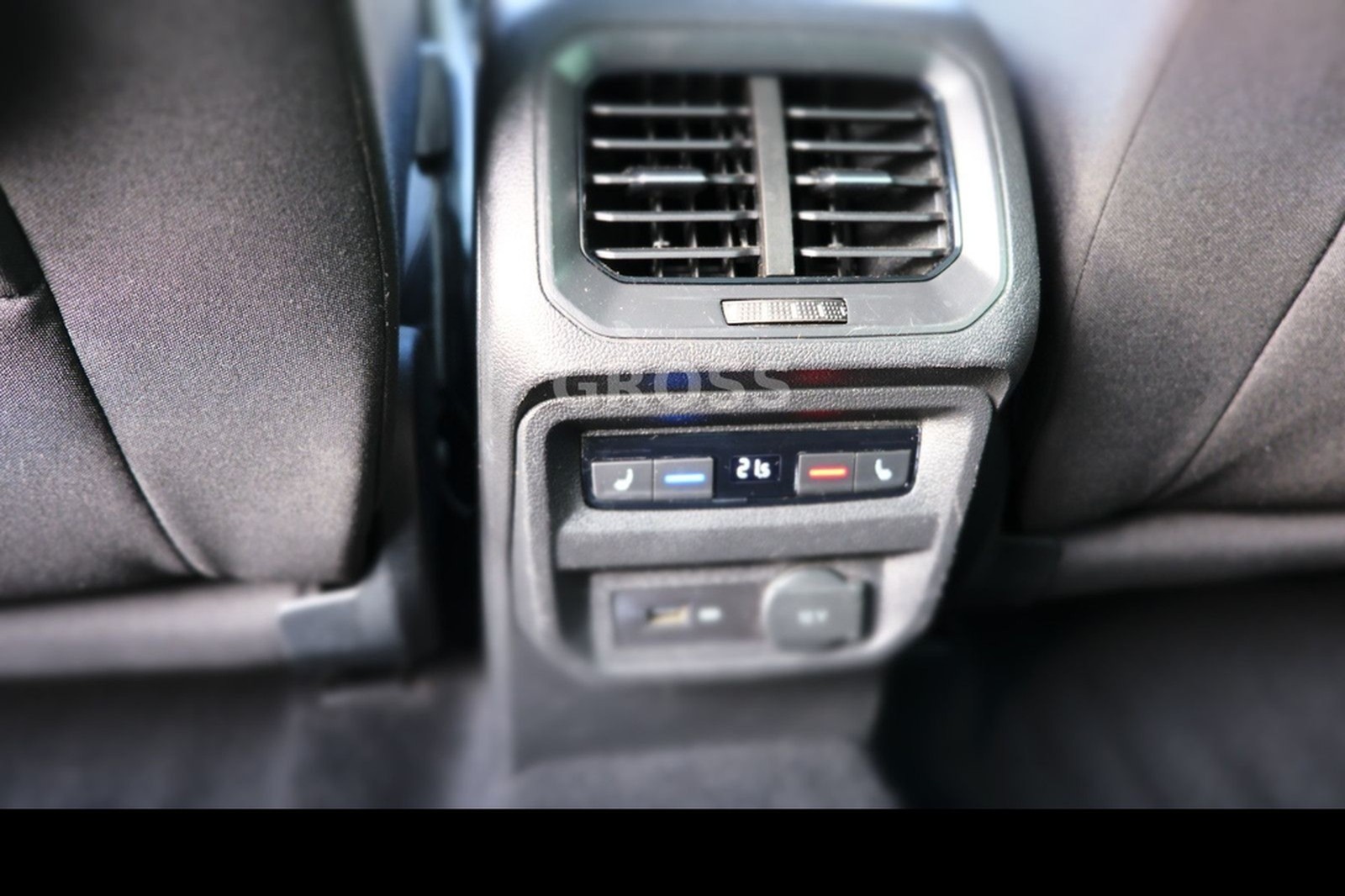 Volkswagen Tiguan 2.0 TSI DSG 4M. "R-Line"LED"AHK"StHz"VC" foto 26