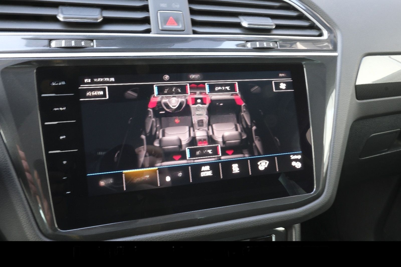 Volkswagen Tiguan 2.0 TSI DSG 4M. "R-Line"LED"AHK"StHz"VC" foto 42