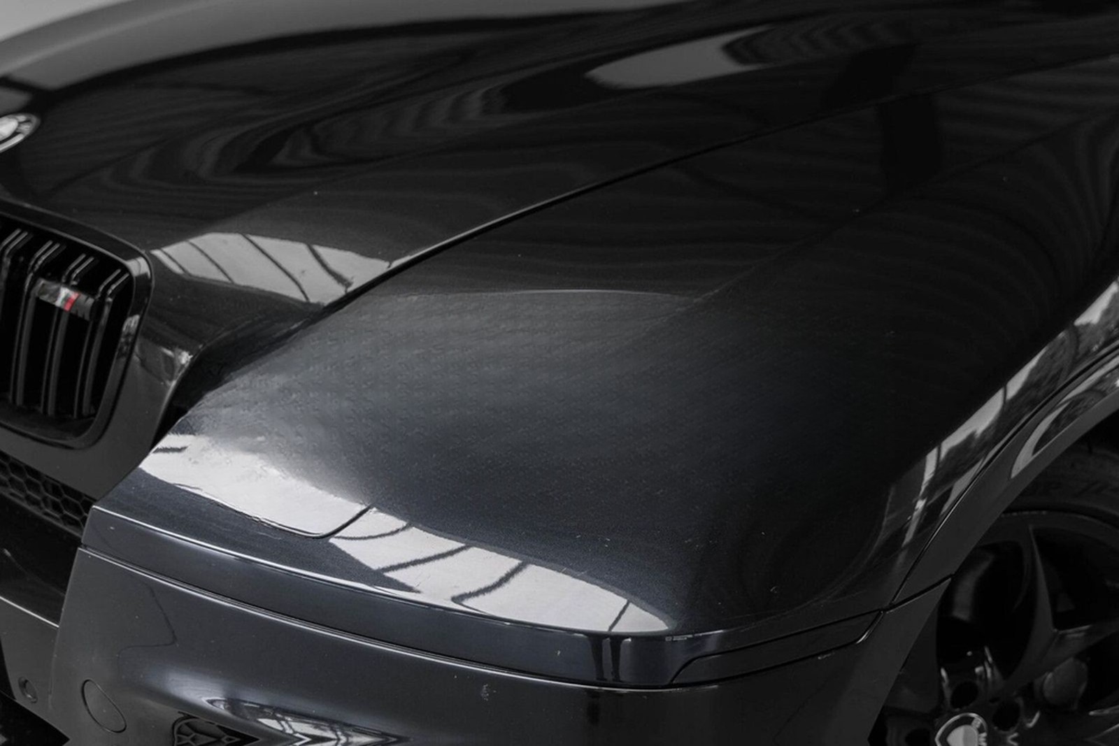 BMW X5 4.4i M 556 PK Akrapovic Full Option foto 8