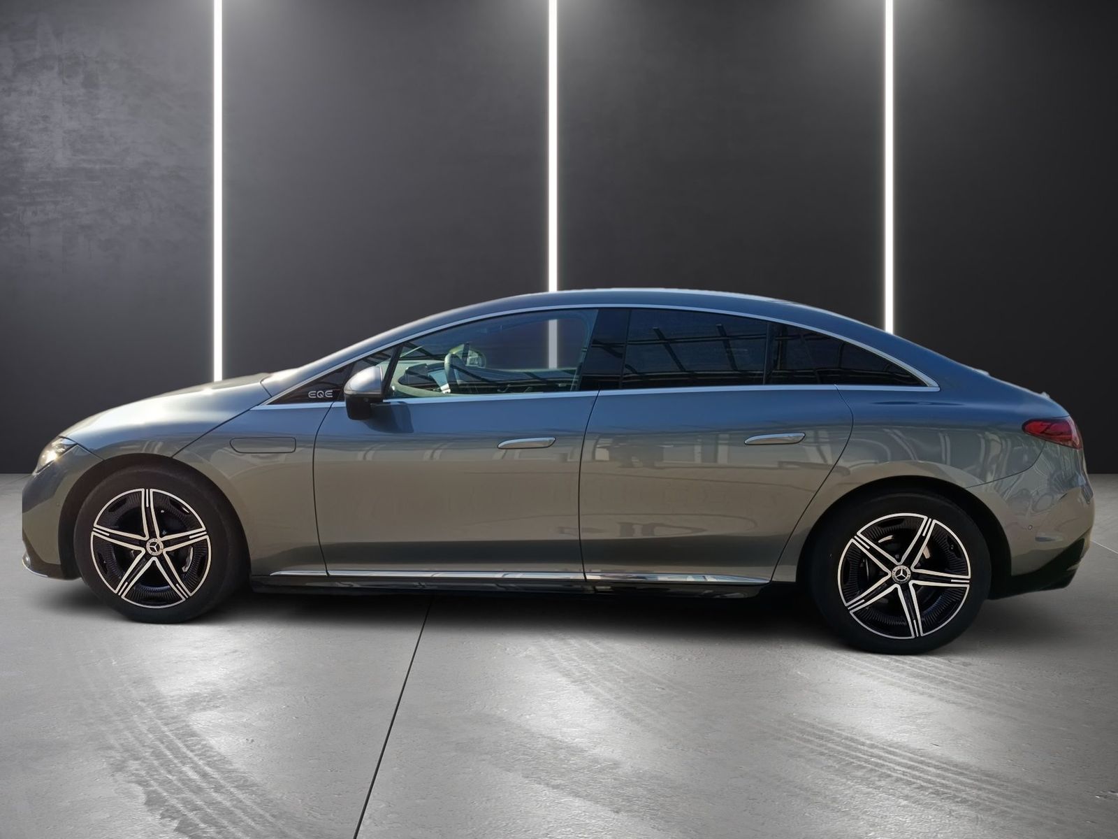 Mercedes-Benz EQE 300 Edition AMG Line BURMESTER+22KW LADEN+HI foto 7