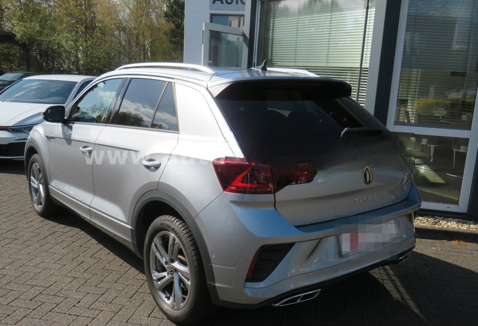 Volkswagen T-Roc 1.5 TSI DSG R-Line foto 3