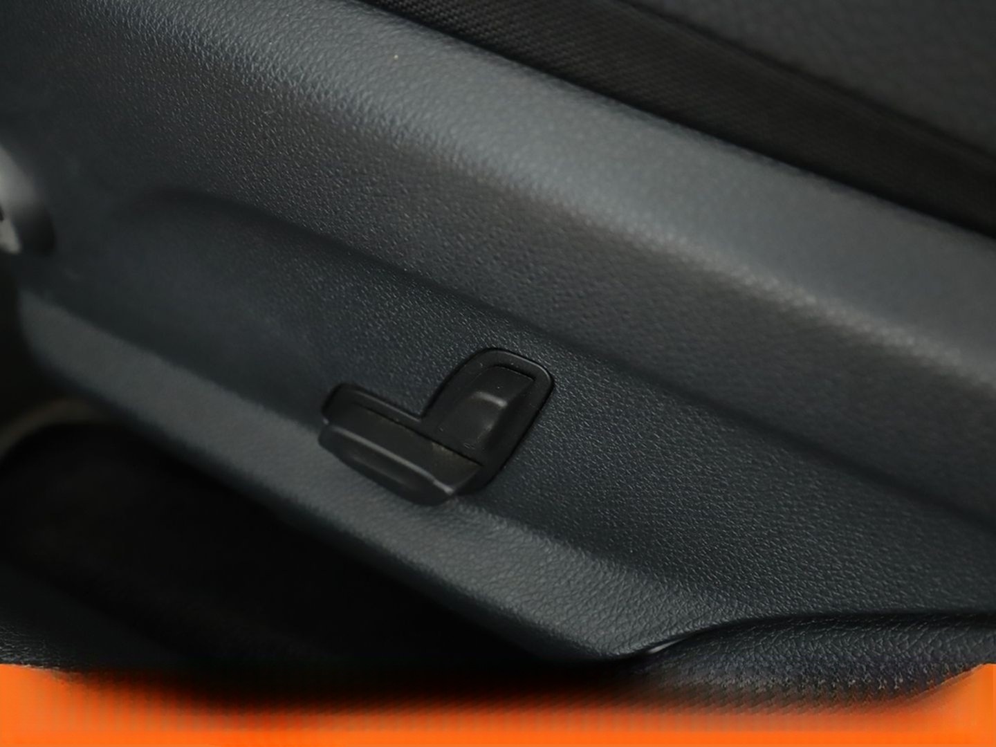Mercedes-Benz C 200 T 4Matic Exclusive Aut.*NAV*LED*TEMP*PDC* foto 31