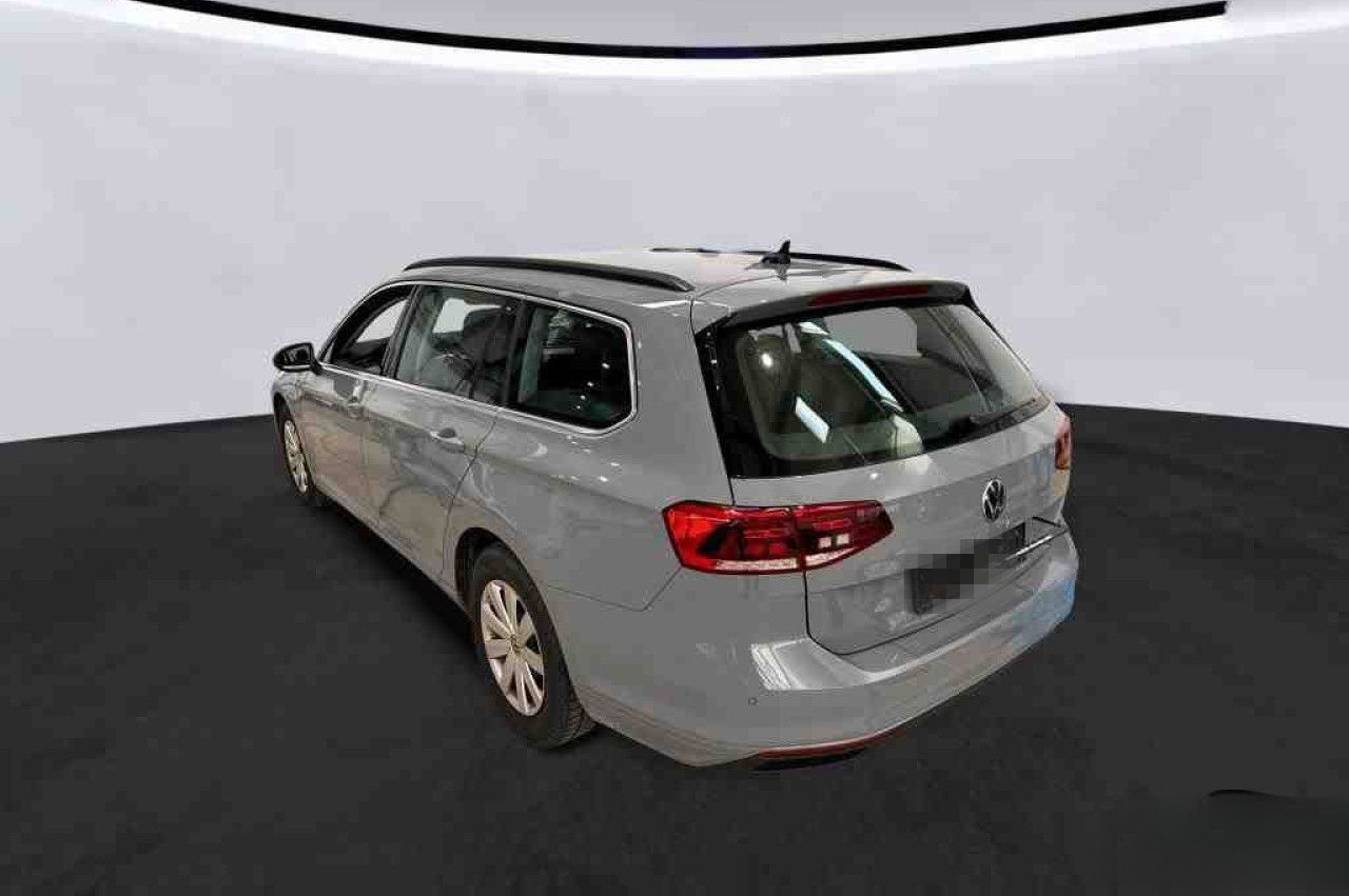 Volkswagen Passat Variant Business 2.0TDI DSG LED NAV AHK foto 5