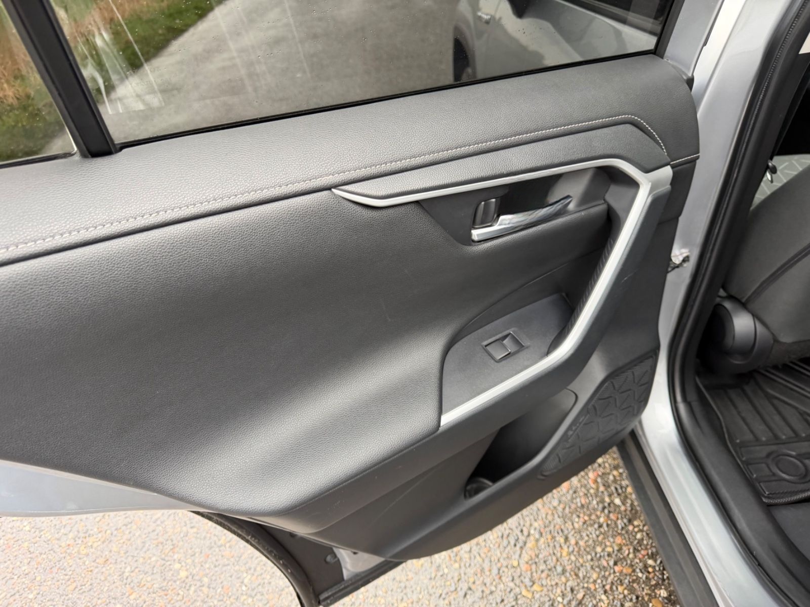 Toyota RAV 4 RAV4 Hybrid 4x2 Club foto 12